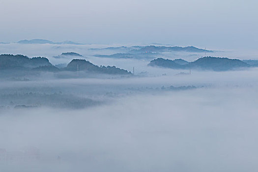 雾海蒙蒙图片