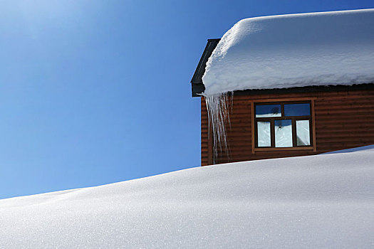 冬季小镇雪景