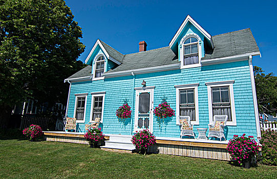 加拿大,爱德华王子岛,维多利亚,漂亮,蓝色,维多利亚式住宅,门廊,椅子,完美