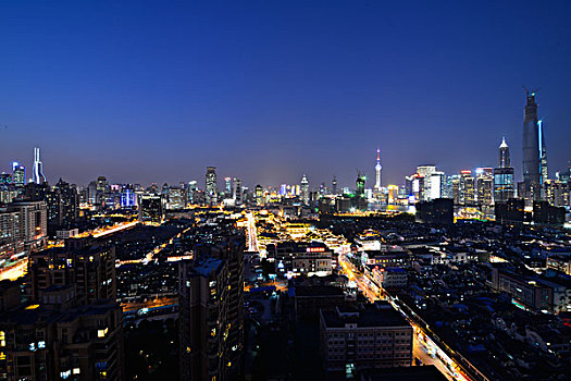 浦东浦西璀璨夜景