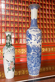 河北柏林寺青瓷瓶