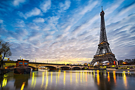 日出,埃菲尔铁塔,巴黎