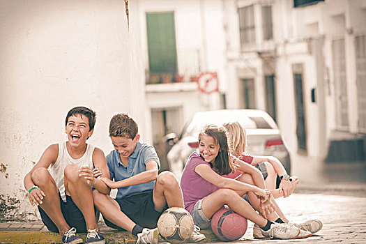 孩子,足球,笑,城市街道