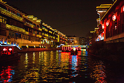 江苏,南京,秦淮河,夜色,花灯,游船,灯笼,古建筑,两岸