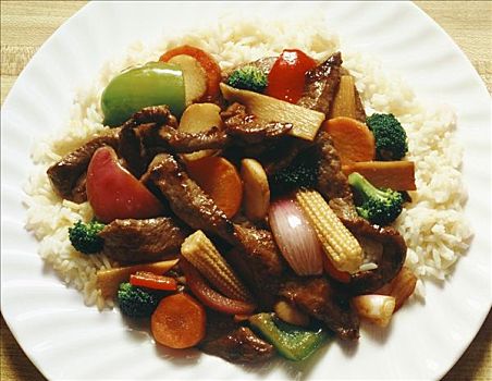 亚洲,炒菜,牛肉,蔬菜,米饭