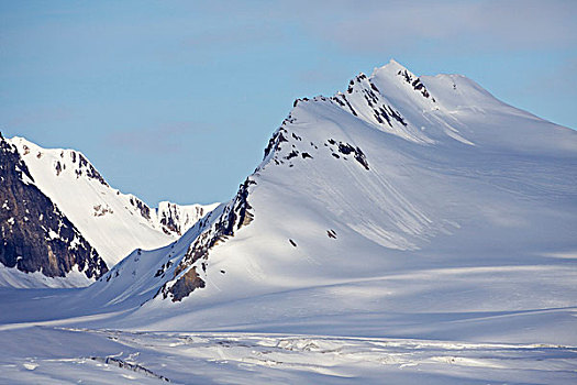 积雪,山峦,黄昏,峡湾,斯匹次卑尔根岛,挪威