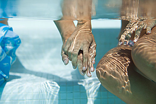 情侣,握手,水下,局部