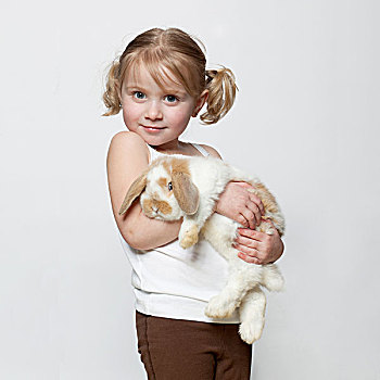 棚拍,女孩,2-3岁,拿着,兔子