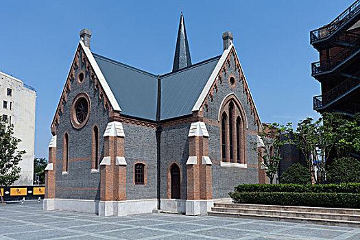 上海外滩源的历史建筑,原新天安堂,原为天主教新天安堂,有名联合礼拜堂,于1886年建成,由道达尔设计,防维多利亚时期罗马式建筑风格