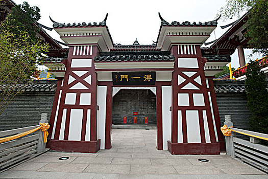 中国传统式门楼