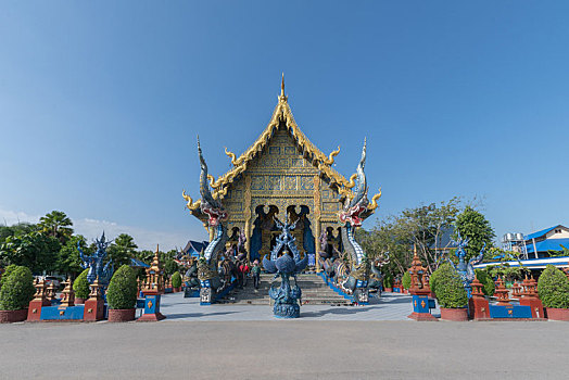 泰国清莱著名寺庙,蓝庙