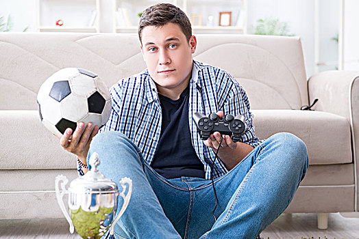 男青年,玩,电脑游戏,在家