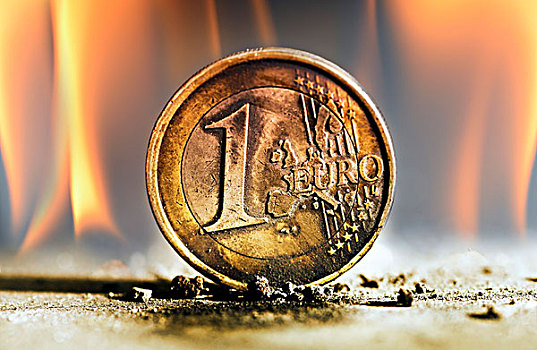 1欧元,硬币,围绕,火,象征,欧元,危机
