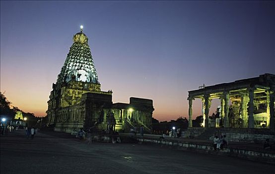 仰视,庙宇,坦贾武尔,泰米尔纳德邦,印度