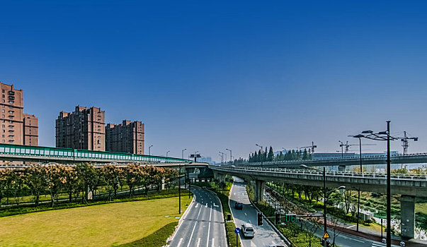 江苏省南京市江北新区都市高架桥建筑