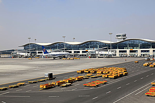 新疆,乌鲁木齐,地窝铺机场,乌鲁木齐地窝铺机场