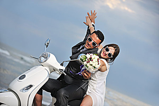 婚礼,新郎,新娘,结婚,情侣,海滩,乘,白人,开心