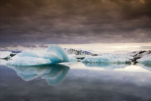 冰山,冰岛