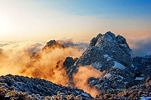 黄山,雪景,光明顶,日出,阳光,雾