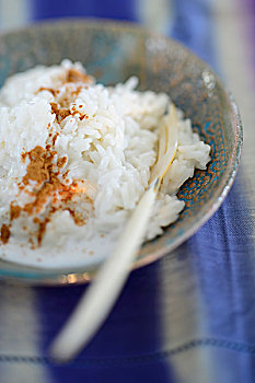 椰味米饭,布丁,桂皮