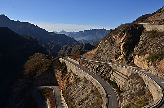 盘山公路