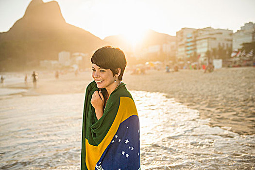 美女,巴西国旗,伊帕内玛海滩,巴西
