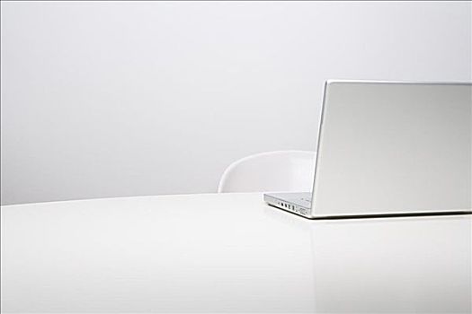 筆記本電腦,桌面
