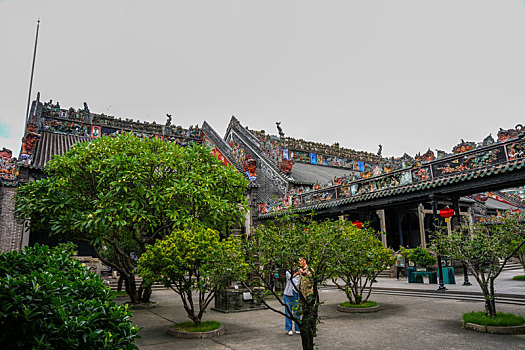 羊城广州阴天的陈家祠古建筑群特写