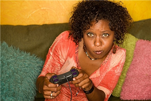 美国黑人,女人,电子游戏