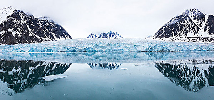 挪威,斯瓦尔巴特群岛,冰河,反射,山