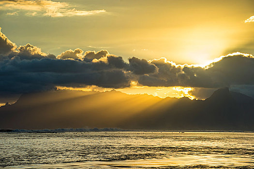 太阳光线,云,上方,茉莉亚岛,帕皮提,塔希提岛