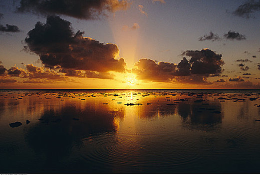 艾图塔基泻湖,日落,爱图塔基,库克群岛