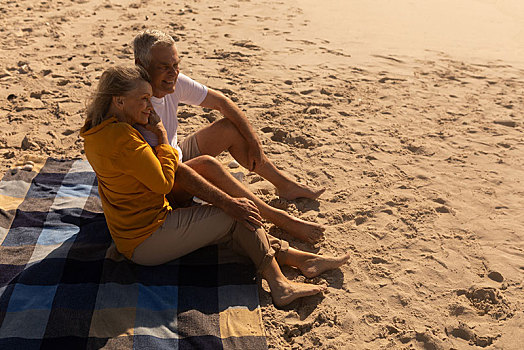 老年,夫妻,放松,野餐毯,海滩