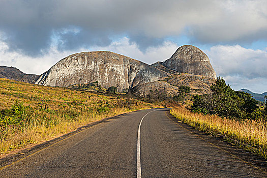 花冈岩,石头,靠近,主路,西部,马拉维,非洲