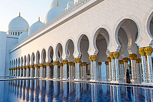 白色,柱廊,清真寺,蓝色,喷泉,阿布扎比,阿联酋