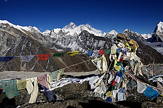 祈祷,旗帜,正面,珠穆朗玛峰,山丘,戈克伊欧,昆布,萨加玛塔国家公园,尼泊尔,亚洲