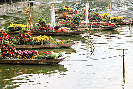 广州春节花船
