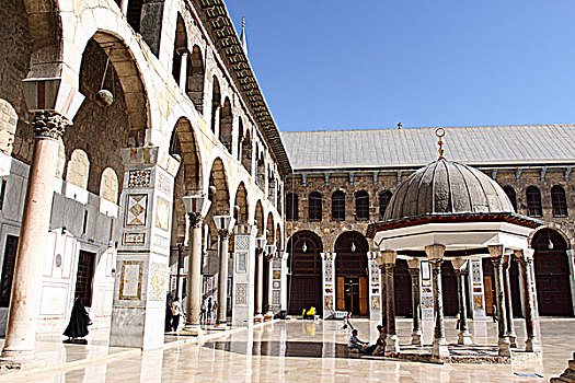叙利亚大马士革伍麦叶清真寺庭院一角
