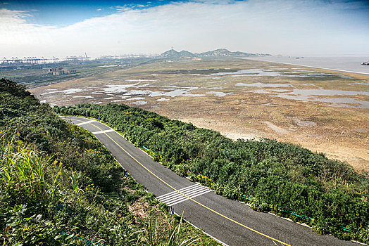 高山上的盘山公路