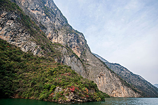 重庆巫山大宁河小三峡峡谷群山