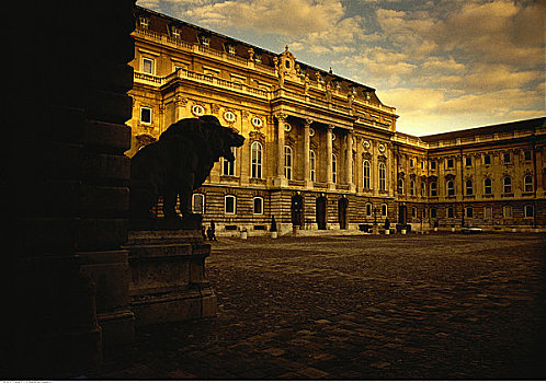 狮子,雕塑,院落,布达佩斯,匈牙利