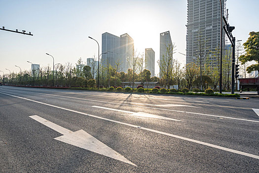 广场,城市天际线