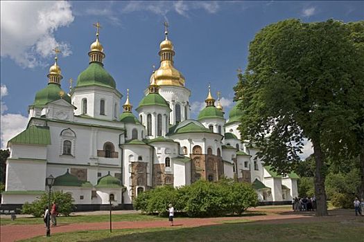 乌克兰,基辅,大教堂,圆顶,历史建筑,金色,太阳,寺院,花园,树,蓝天,2004年