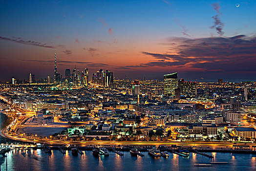 城市,迪拜,阿联酋,黄昏,光亮,摩天大楼,远景