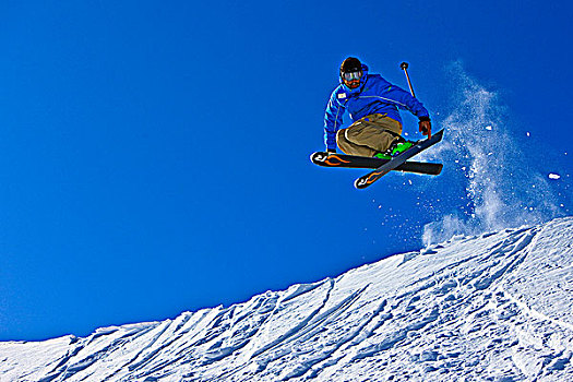 滑雪者,跳跃,上方,斜坡,惠斯勒山,不列颠哥伦比亚省,加拿大