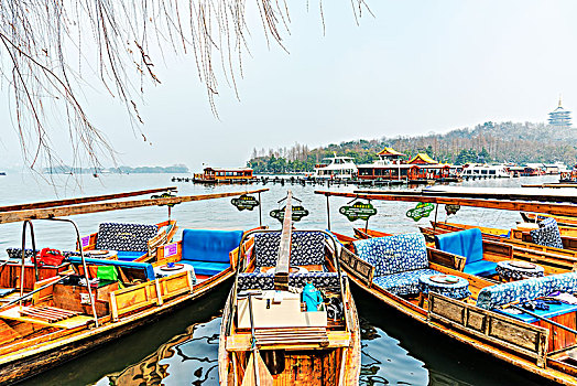 杭州西湖冬天,游船码头