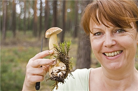 女人,蘑菇