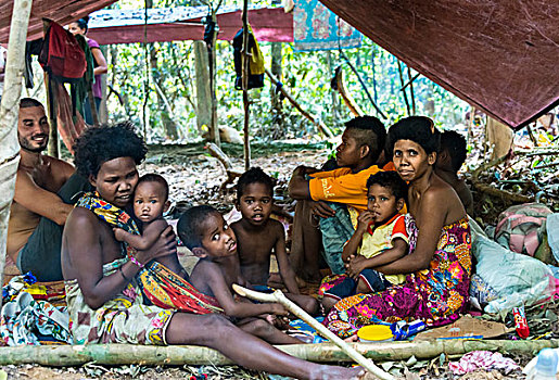 男人,女人,孩子,部落,坐,防水油布,丛林,土著人,热带雨林,国家公园,马来西亚,亚洲