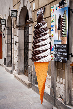 巧克力,香草冰淇淋,螺旋,冰淇淋,装饰,老城,老建筑,华沙,波兰