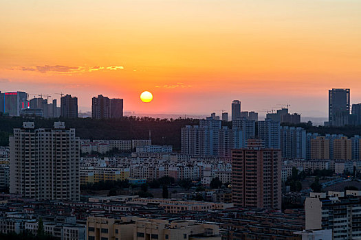 乌鲁木齐经济技术开发区高楼天际线